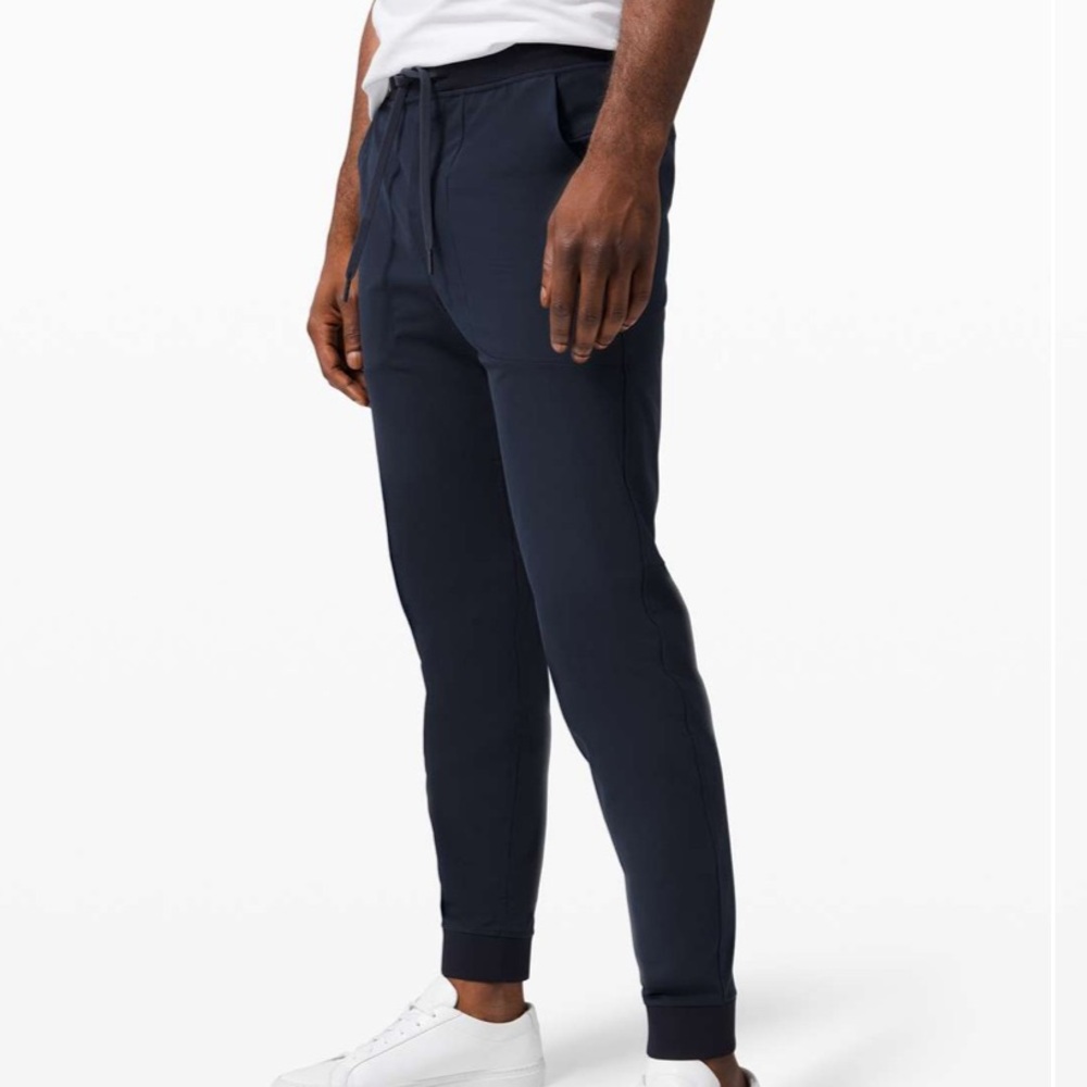 NWT Lululemon ABC Jogger Shorter *28" in True Navy